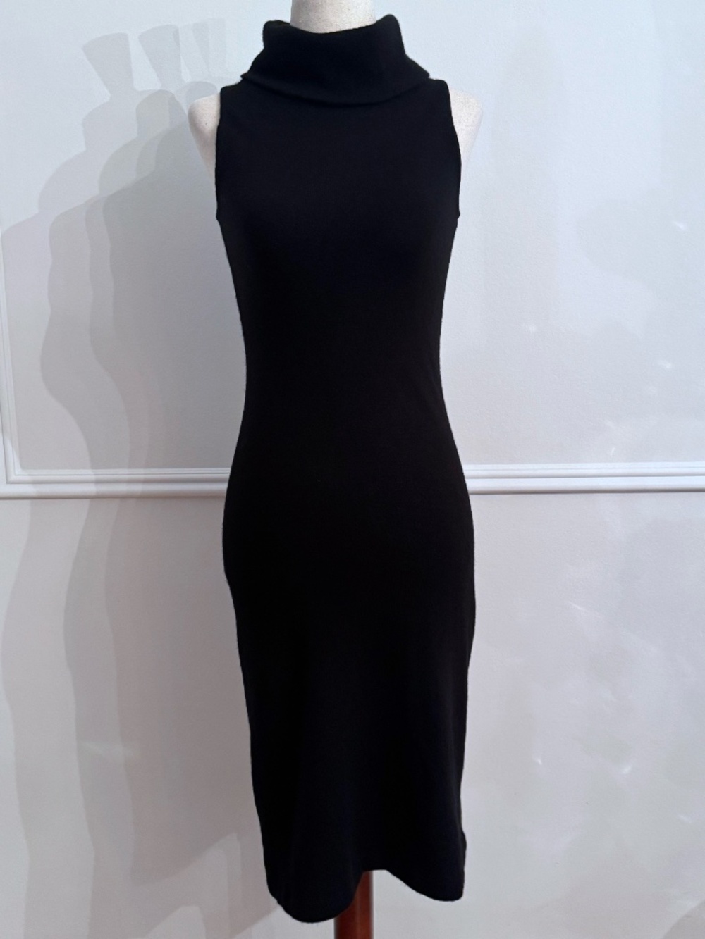 Ralph Lauren Black Label 100% Cashmere Turtleneck Cutout Sleeveless Dress Sz S